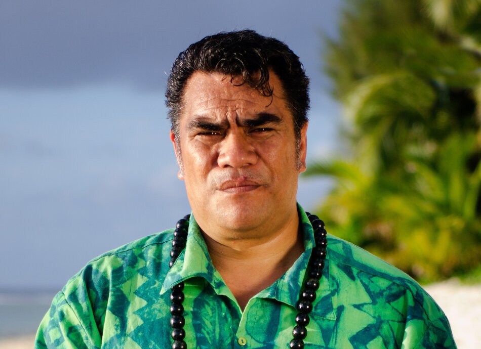 Pasifika man from Tahiti on the beach