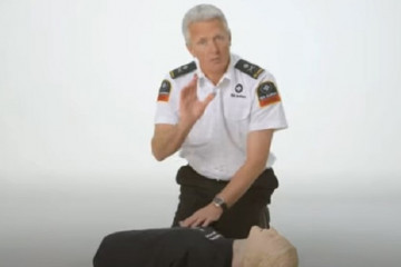Performing CPR correctly